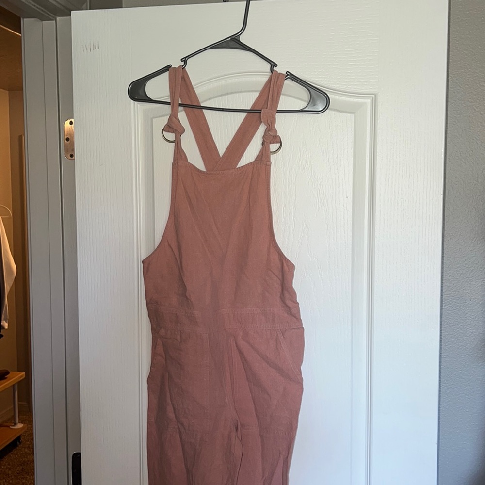 Basically new Pink Jumper!